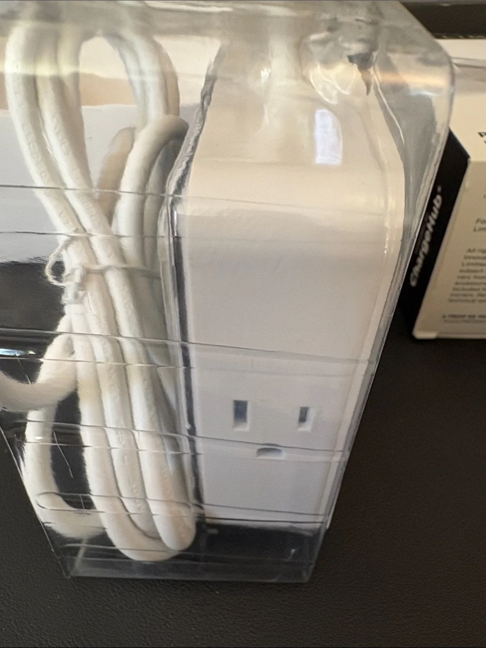 Limitless PowerPro 5-Device Charger - White NWOT